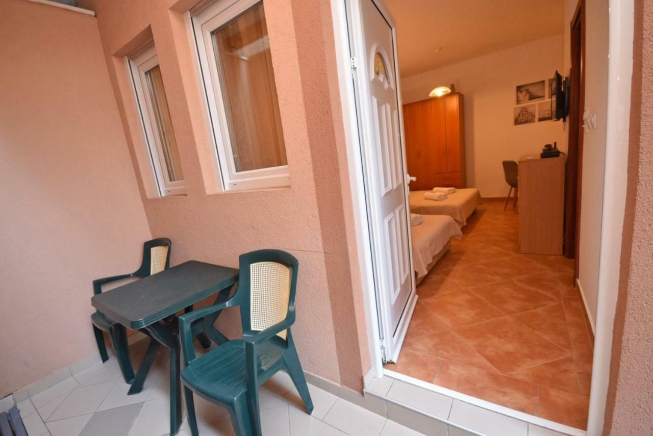 Apartment Anja Herceg Novi Kültér fotó